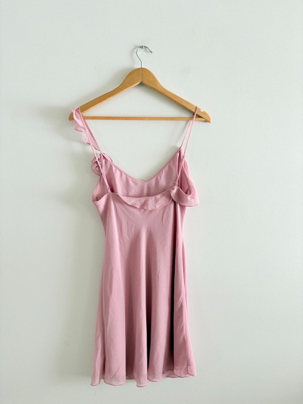 Aritzia Wilfred Engage Chiffon Ruffled Mini Dress Opera Rose Pink Size Medium - Picture 5 of 7
